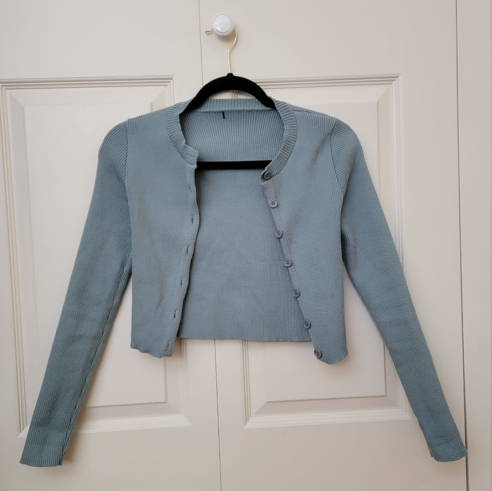 Forever 21 blue button up cardigan